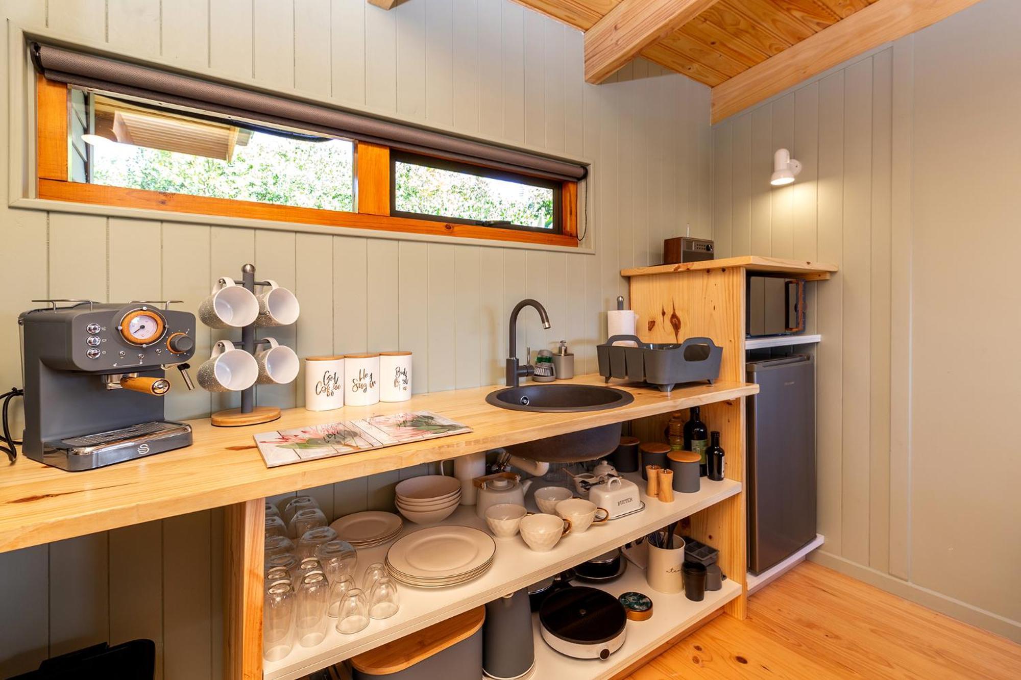 קניסנה Valley View Studio - Maison Mahogany - Design Meets Tranquillity מראה חיצוני תמונה